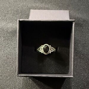 Sterling Silver Black Onyx Oval Ring, Size 7.5
